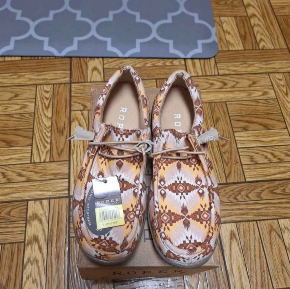 Girl's Roper Shoes